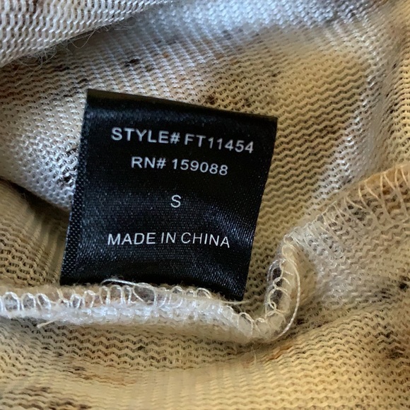 Faux fur leopard pullover - Picture 7 of 7